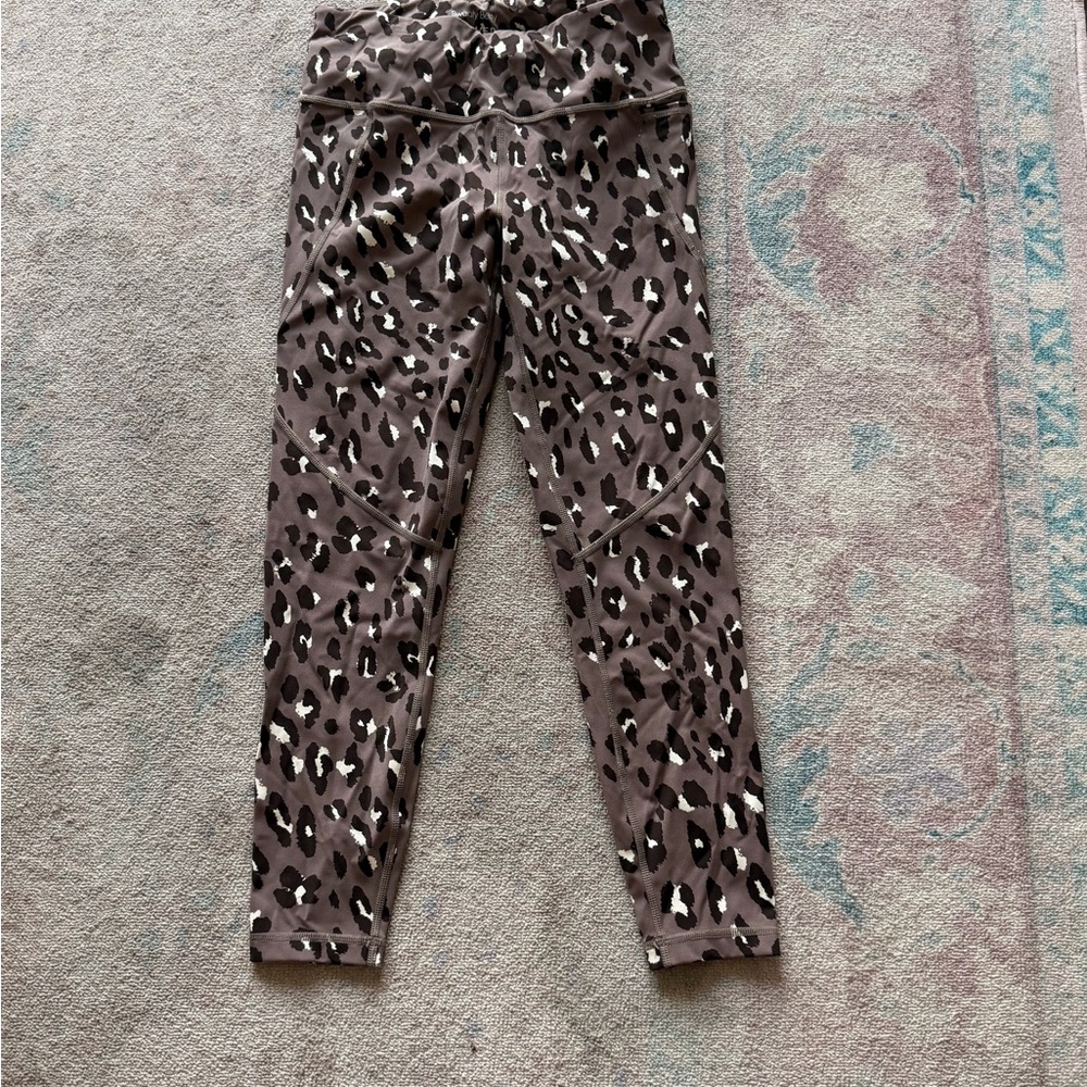 Sweaty Betty Leopard Print Active Leggings - Brown